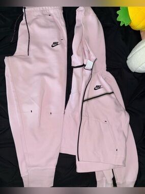 Nike Pink Crew-Neck Style Hoodie & Jogger Set